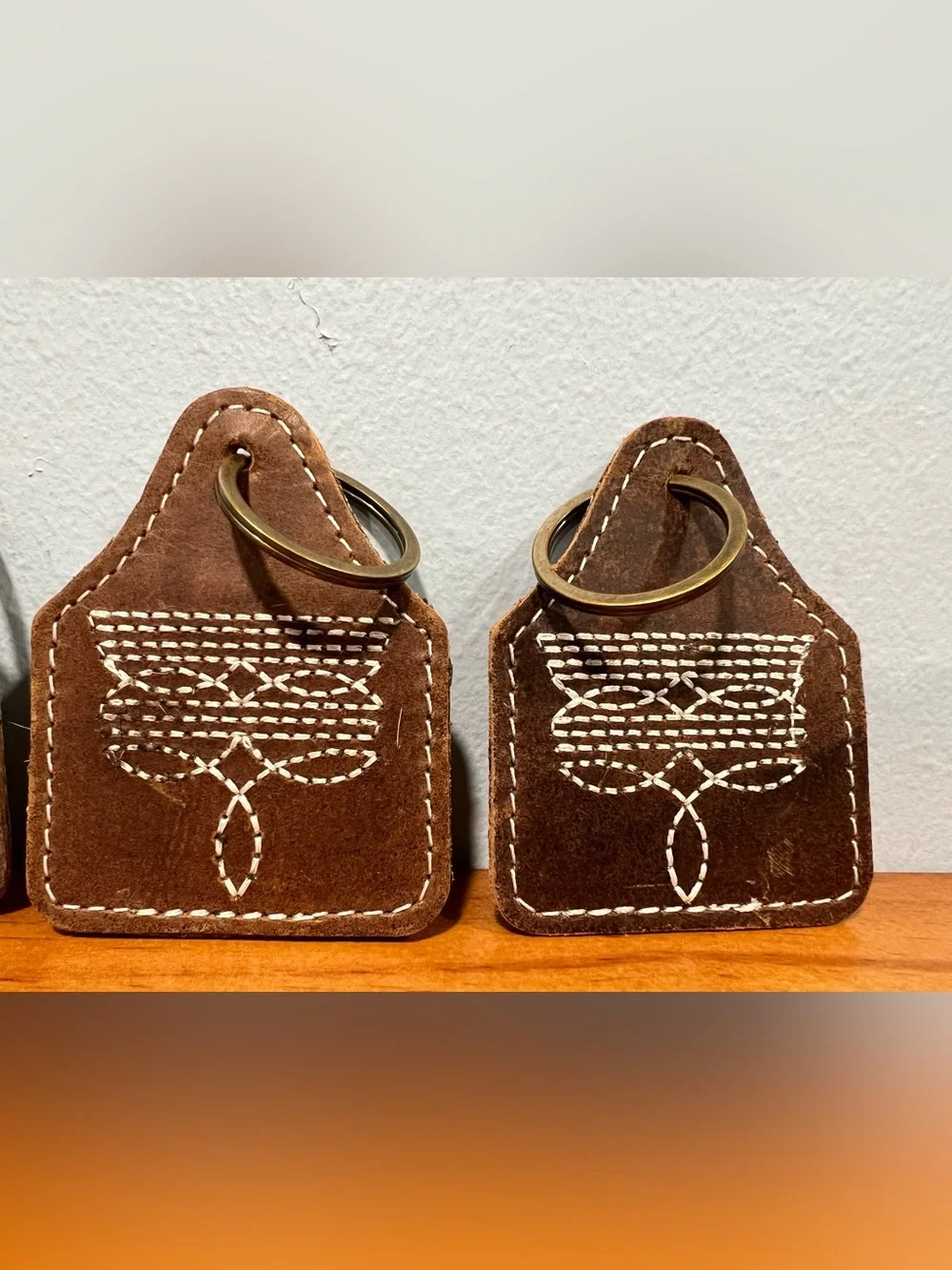 Set of 5 NEW Keyrings Natural Cow Hide Tag Shaped Leather Hair On Hide Keychain